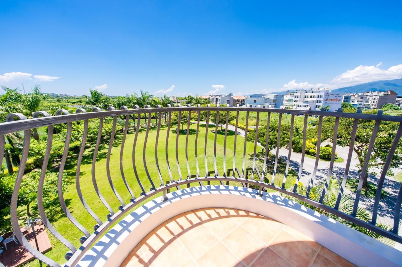 Summer Garden T'ai-tung Εξωτερικό φωτογραφία